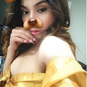 Meet your Posher, Stephanie